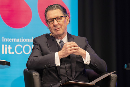 Martin Suter auf der lit.Cologne 2022 in Köln
