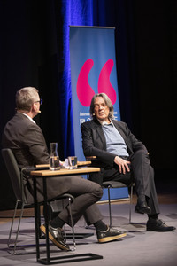 Hans-Wilhelm Müller-Wohlfahrt auf der lit.Cologne 2022 in Köln