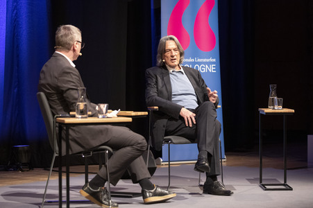 Hans-Wilhelm Müller-Wohlfahrt auf der lit.Cologne 2022 in Köln