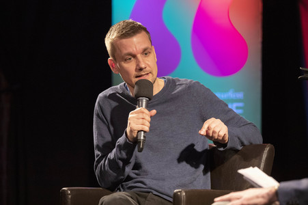 Tobias Schlegl auf der lit.Cologne 2022 in Köln