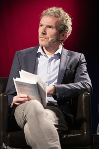Tobias Schlegl auf der lit.Cologne 2022 in Köln