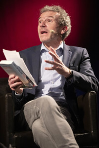 Tobias Schlegl auf der lit.Cologne 2022 in Köln