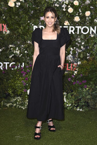 Season 2 Premiere von 'Bridgerton' in London