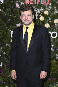 Season 2 Premiere von 'Bridgerton' in London