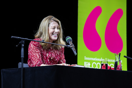 Anne Gesthuysen auf der lit.Cologne 2022 in Köln