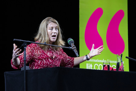 Anne Gesthuysen auf der lit.Cologne 2022 in Köln