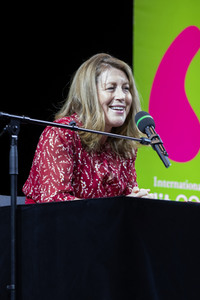 Anne Gesthuysen auf der lit.Cologne 2022 in Köln