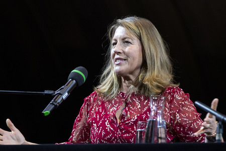Anne Gesthuysen auf der lit.Cologne 2022 in Köln
