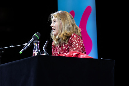 Anne Gesthuysen auf der lit.Cologne 2022 in Köln