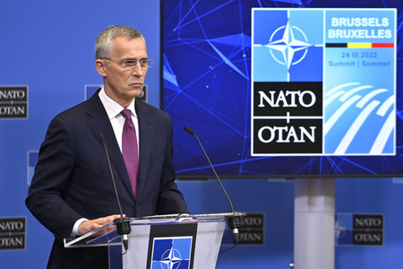 Pressekonferenz mit Jens Stoltenberg im NATO Hauptquartier in Brüssel