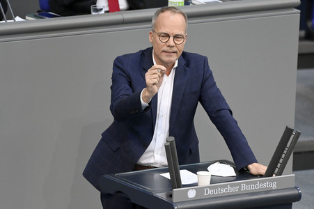 25. Sitzung des Deutschen Bundestages in Berlin