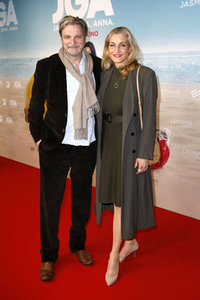 Filmpremiere 'JGA: Jasmin. Gina. Anna.' in Berlin