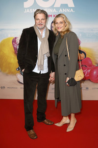 Filmpremiere 'JGA: Jasmin. Gina. Anna.' in Berlin