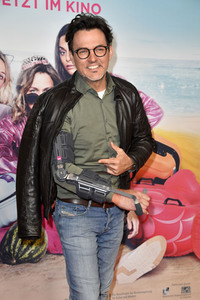 Filmpremiere 'JGA: Jasmin. Gina. Anna.' in Berlin
