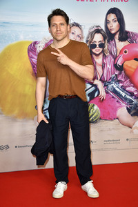 Filmpremiere 'JGA: Jasmin. Gina. Anna.' in Berlin