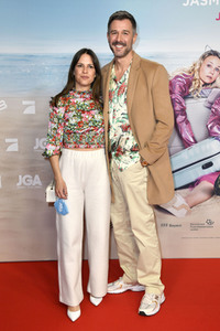 Filmpremiere 'JGA: Jasmin. Gina. Anna.' in Berlin