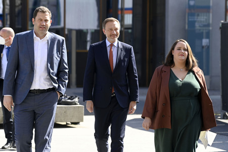 Statement der Parteivorsitzenden der drei Ampel-Parteien in Berlin