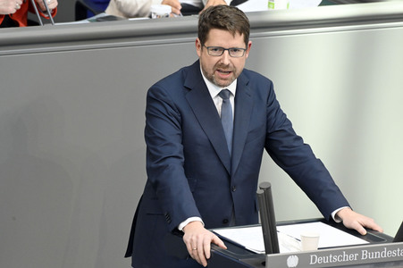 26. Sitzung des Deutschen Bundestages in Berlin