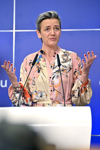 Pressekonferenz zum Gesetz über digitale Märkte im EU-Parlament in Brüssel