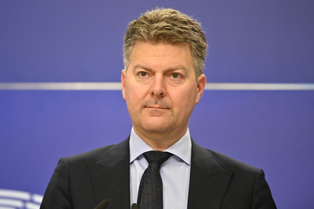 Pressekonferenz zum Gesetz über digitale Märkte im EU-Parlament in Brüssel