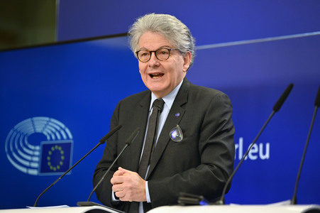 Pressekonferenz zum Gesetz über digitale Märkte im EU-Parlament in Brüssel
