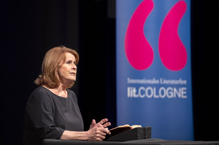 Senta Berger auf der lit.Cologne 2022 in Köln