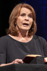 Senta Berger auf der lit.Cologne 2022 in Köln