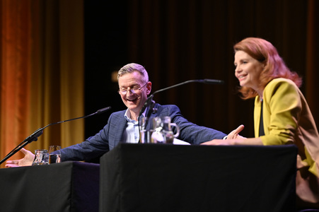 Annette Frier und Michael Kessler auf der lit.Cologne 2022 in Köln