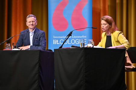 Annette Frier und Michael Kessler auf der lit.Cologne 2022 in Köln