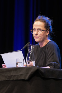 Claudia Michelsen, Justus Maier und Peter Lohmeyer auf der lit.Cologne 2022 in Köln