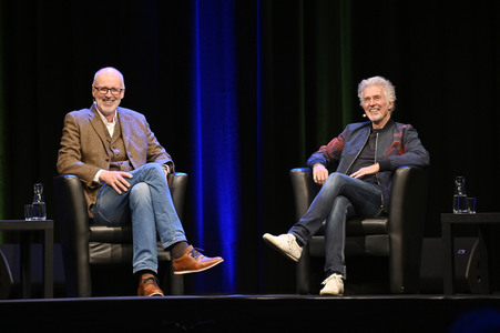 Frank Schätzing und Peter Wohlleben auf der lit.Cologne 2022 in Köln