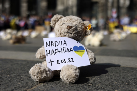 Kundgebung 'Frieden für Europa! Schützt die Kinder der Ukraine' in Köln