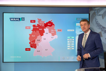 Wahlabend der Landtagswahl im Saarland in Saarbrücken