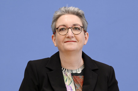 Bundespressekonferenz Bundesweite Baulandumfrage in Berlin