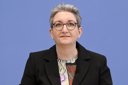 Bundespressekonferenz Bundesweite Baulandumfrage in Berlin