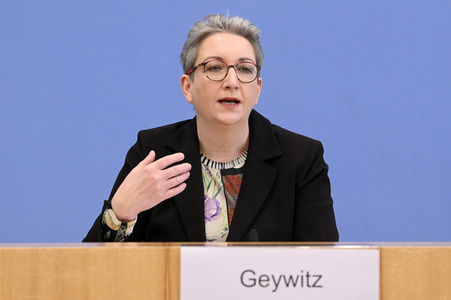 Bundespressekonferenz Bundesweite Baulandumfrage in Berlin