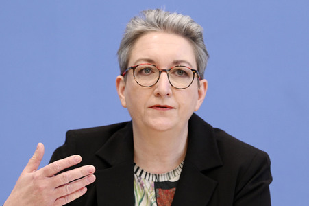 Bundespressekonferenz Bundesweite Baulandumfrage in Berlin