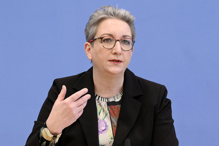 Bundespressekonferenz Bundesweite Baulandumfrage in Berlin