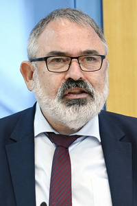 Bundespressekonferenz Bundesweite Baulandumfrage in Berlin