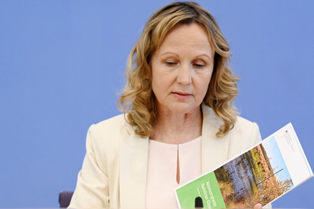 Bundespressekonferenz zum Aktionsprogramm Natürlicher Klimaschutz in Berlin