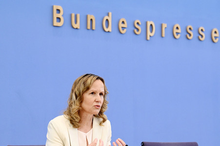 Bundespressekonferenz zum Aktionsprogramm Natürlicher Klimaschutz in Berlin