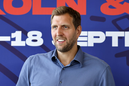 Pressekonferenz mit Dirk Nowitzki in Köln