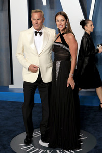 Vanity Fair Oscar Party 2022 in Beverly Hills