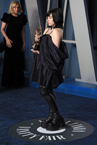 Vanity Fair Oscar Party 2022 in Beverly Hills