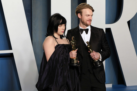 Vanity Fair Oscar Party 2022 in Beverly Hills