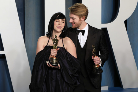 Vanity Fair Oscar Party 2022 in Beverly Hills