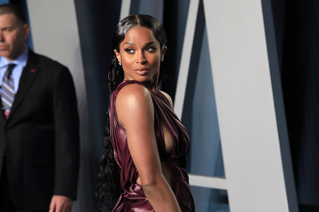 Vanity Fair Oscar Party 2022 in Beverly Hills