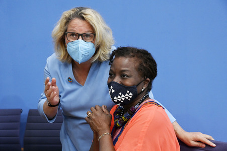 Bundespressekonferenz Vorstellung des UNFPA-Weltbevölkerungsberichts 2022 in Berlin