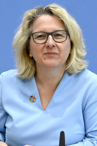 Bundespressekonferenz Vorstellung des UNFPA-Weltbevölkerungsberichts 2022 in Berlin