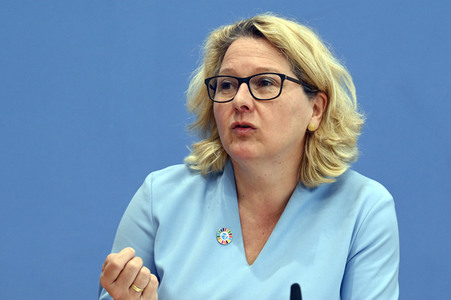 Bundespressekonferenz Vorstellung des UNFPA-Weltbevölkerungsberichts 2022 in Berlin